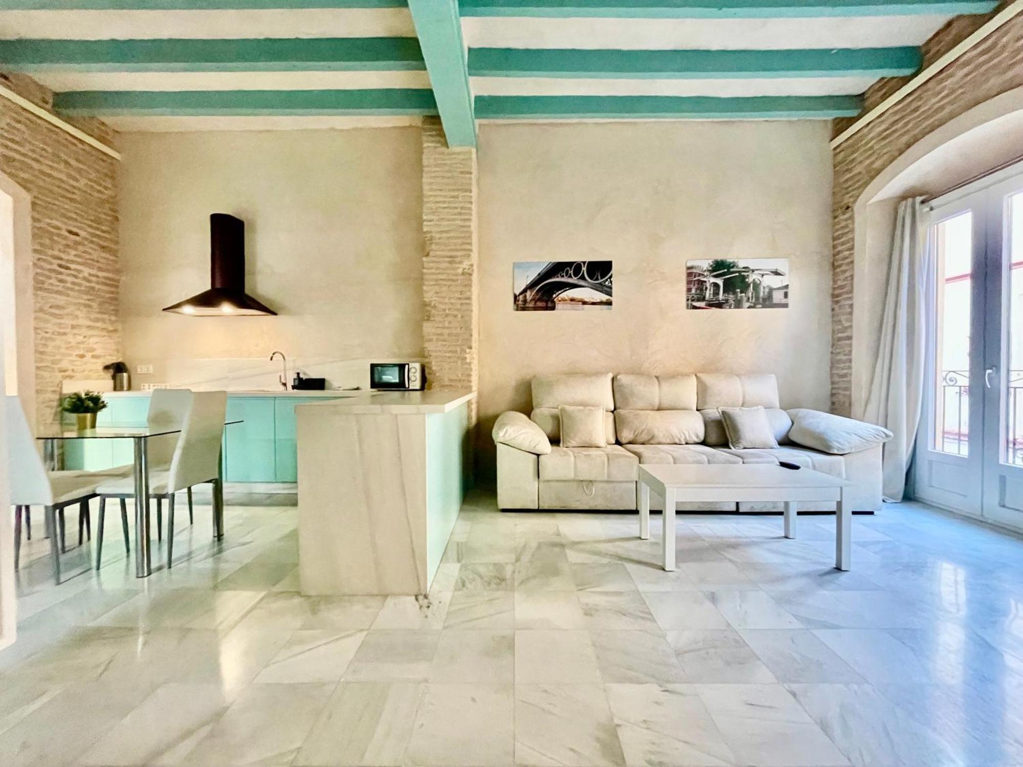 Click Triana Apartment Севилья Экстерьер фото